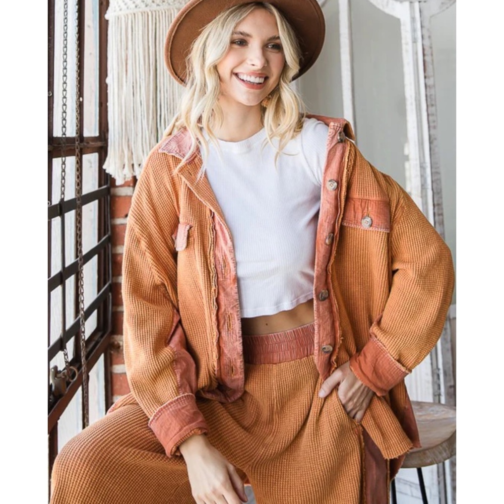 NEW - STILL IN BAG- Oli & Hali WAFFLE KNIT
THERMAL SHIRT SHACKET